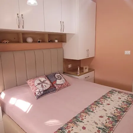 Perla 1-seaview Apartment *